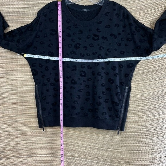 Rails Black Marlo Flocked Leopard Textured With Side Zip Sweatshirt Size S - Picture 13 of 13